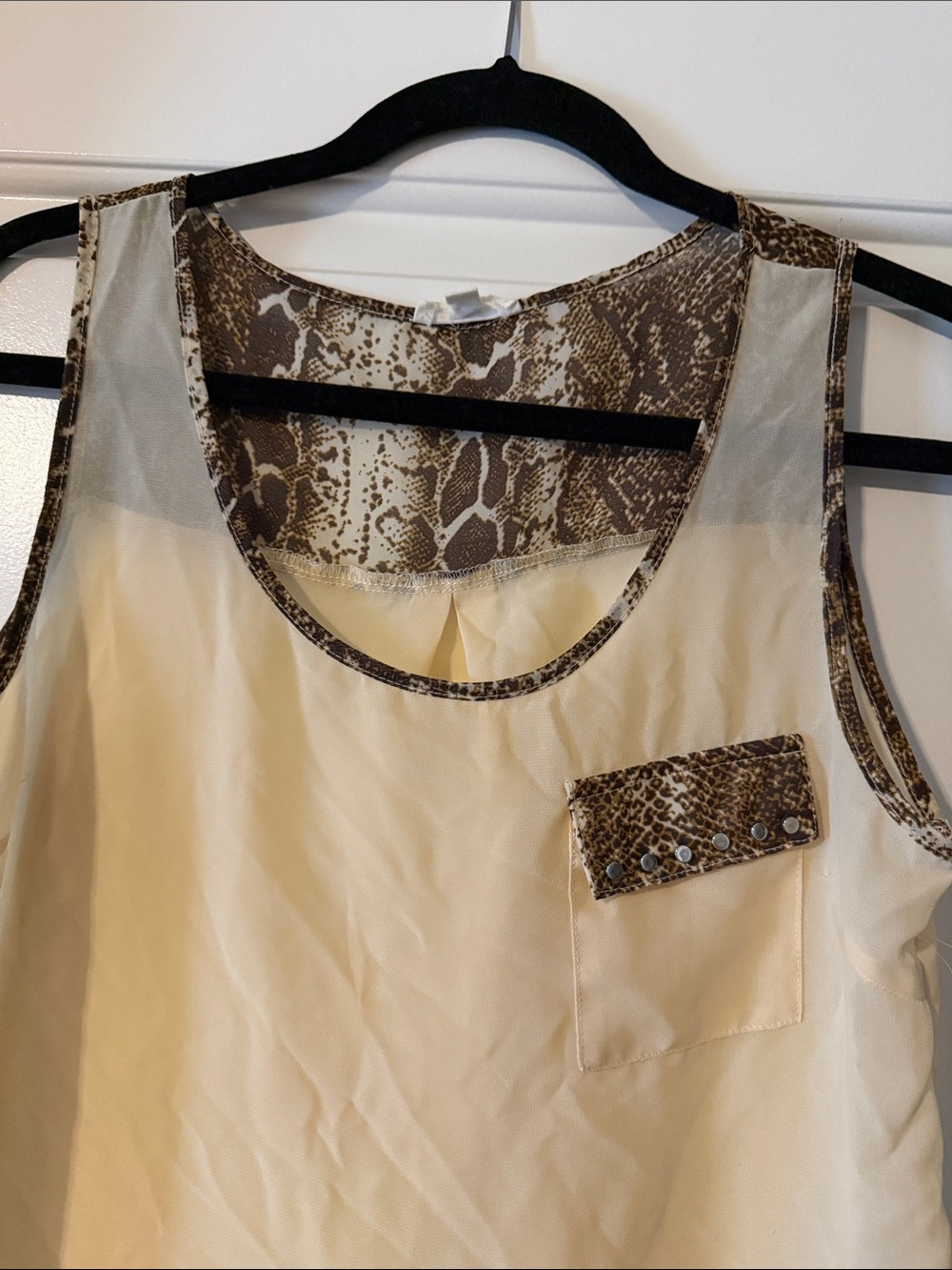 Tank top - Picture 2 of 4